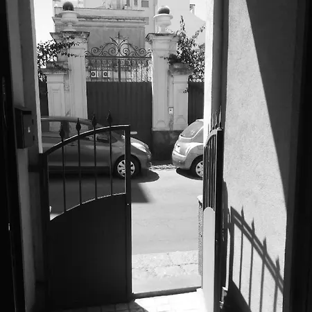 Scirocco D'africa Bed & Breakfast